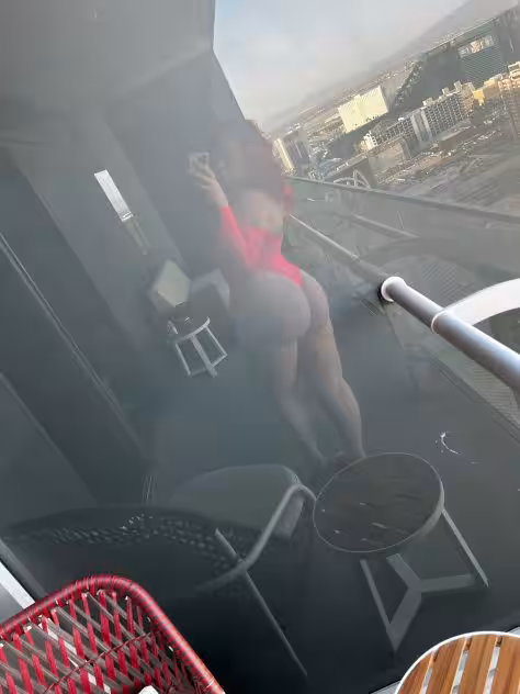 companion/Massage Ivy James in Anaheim, CA