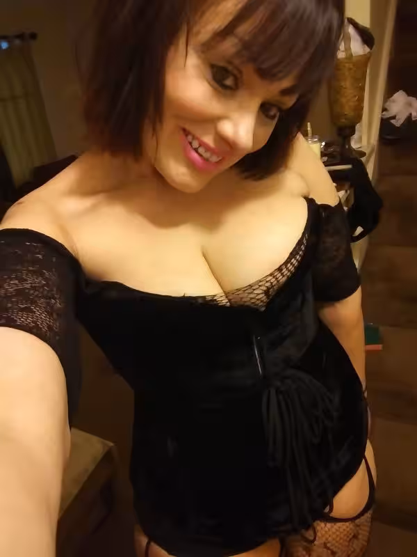 companion Mandy in Columbus, OH
