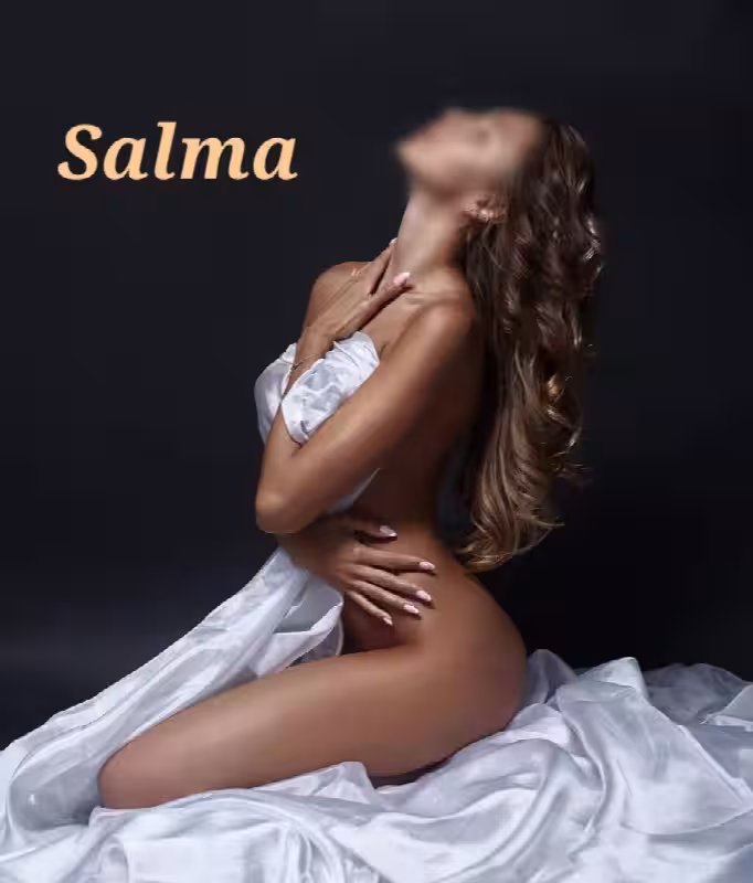 companion Salma in Mount Prospect, IL