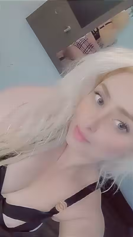 companion Kora Bella / Shelly Sinclair in Orlando, FL