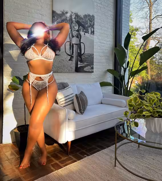 companion/Massage/S&M Naomi / Naomy in The Bronx, NY